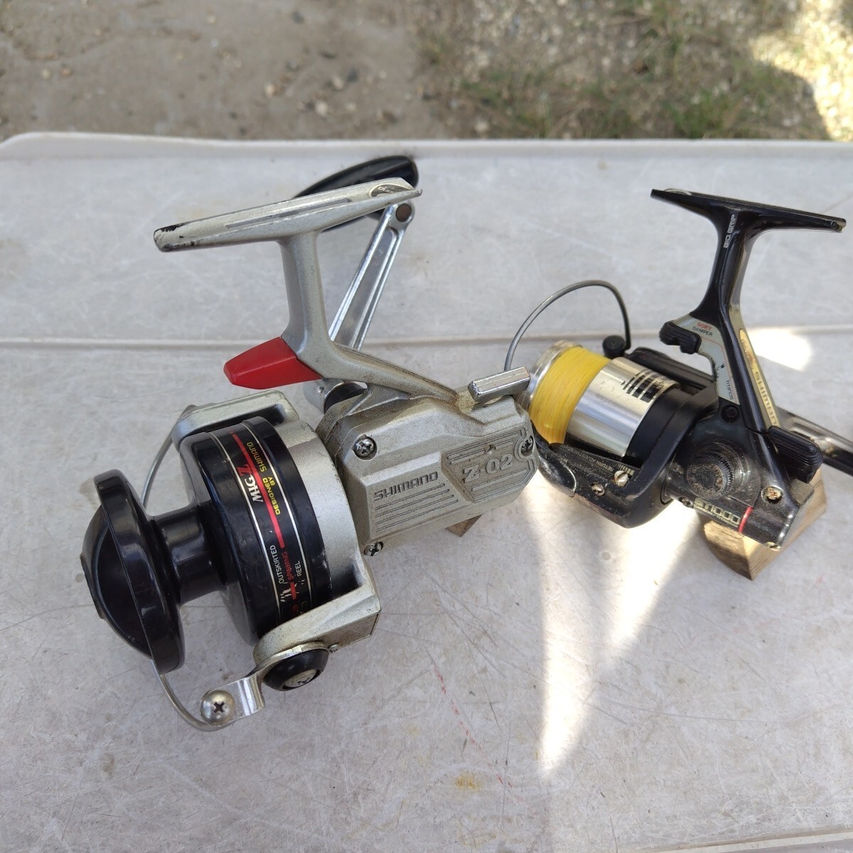 Shimano Spinning Reel 2 Pieces Z 02 Gt1000 Old Used