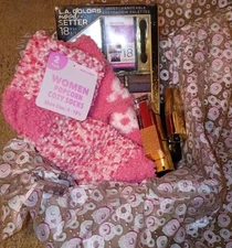 Women's Christmas Gift Box See Description For Details