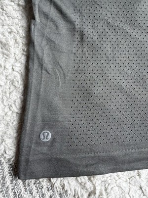 Lululemon Women s/Girls Dark Green Cropped Athletic Muscle Shirt 