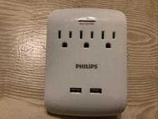 PHILIPS 3-Outlet Surge Protector Wall Tap with 2 USB Ports, Compact Adapter