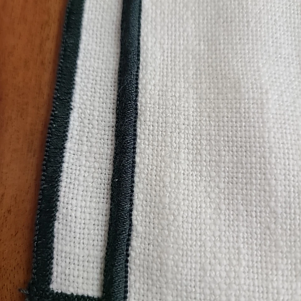 Crate & Barrel White/Green Orgsnic Cotton Merrow Stitch Stripe Table Runner - Image 3 of 4