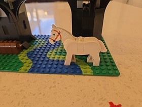 LEGO Castle: Forestmen's Crossing (6071) 99% Complete