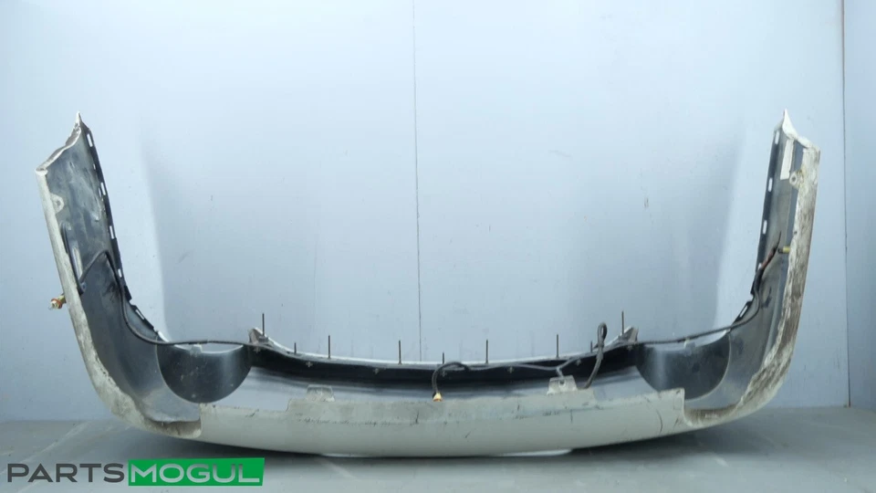 02-05 Ford Thunderbird Rear Bumper Cover Assembly White OEM - Image 4 of 4