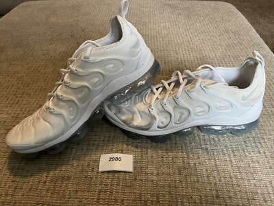Cool Grey Wolf Grey Mens Nike Vapor Max Plus Men's Nike Air