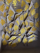 1-World War II Ruptured Duck Honorable Discharge Emblem WWII WW2-GOLD On (SILK)