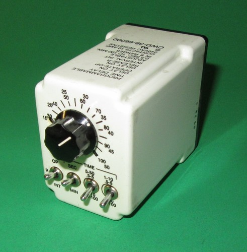 Potter & Brumfield CWD-38-66000 Programmable time delay relay 0.5sec-100min  - Picture 1 of 6