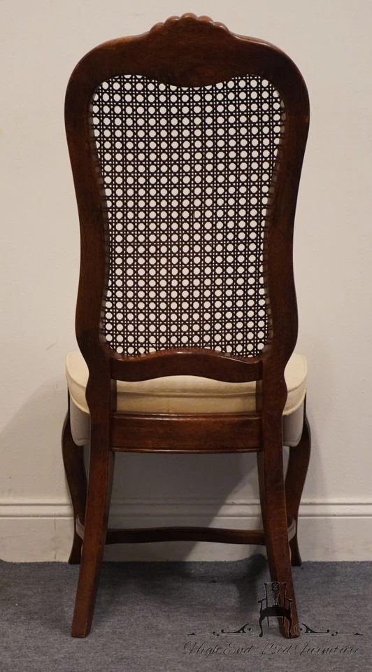 Silla auxiliar de comedor provincial francesa rural de gama alta con respaldo de caña Foto 3 de 4