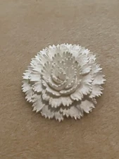 VTG CARNATION ZENIA FLOWER BROOCH PIN WHITE RESIN 1 1/2" .EXCELLENT CONDITION.