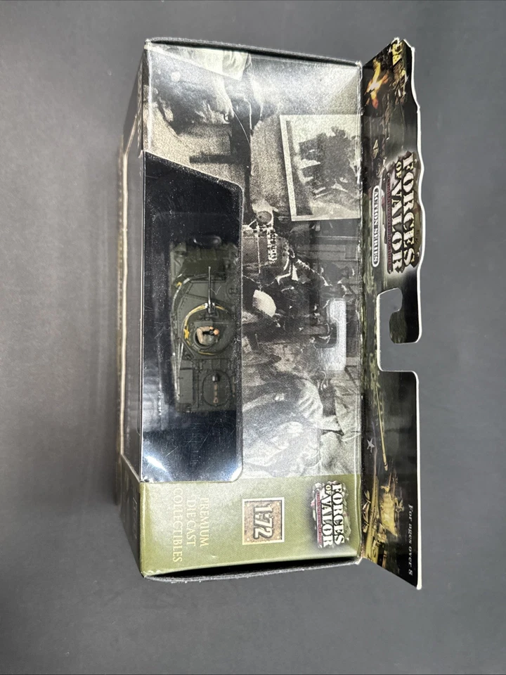 2008 Forces of Valor Action 95211 U.S. M3 LEE BATTLE HARDENED MEN & MACHINE 1:72 - Image 3 of 4