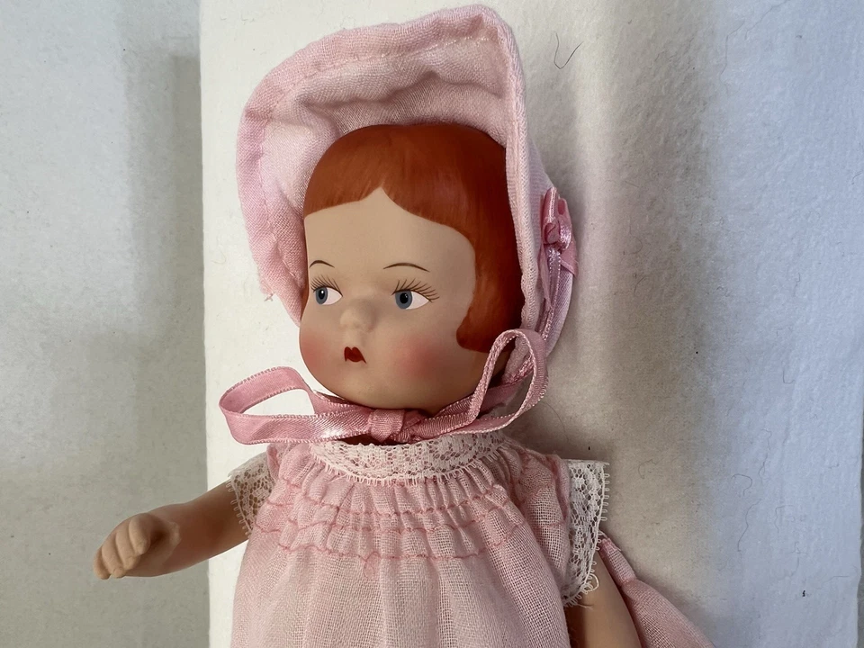 Muñeca Effanbee 9.5” Patsyette Verano 745/1000 Porcelana Cabeza y Brazos Giratorios. Foto 3 de 4