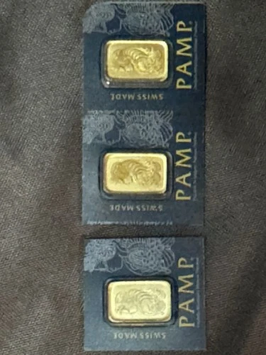 Lot of 3  1 gram Gold bars & 2  1 oz Silver Round