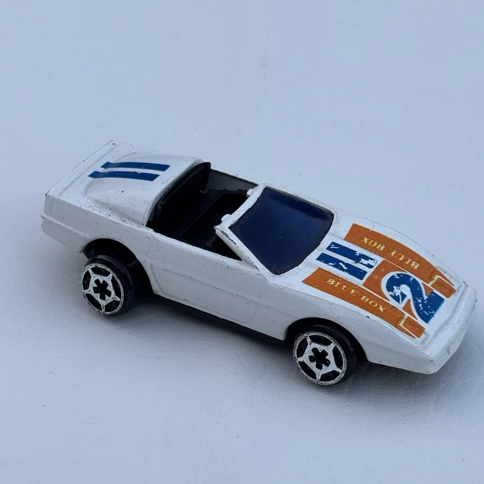 RARE Blue-Box Die Cast Convertible Car Woolworth No. 3179 White Corvette - Image 3 of 4