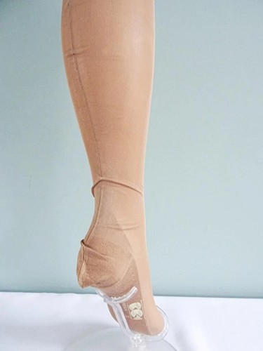 Vintage CC41 Stockings 1940s WW2 Era Seamed Ladies Rayon Unused Utility Mark - Picture 9 of 16