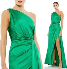 Ieena Mac Duggal Emerald Green One-Shoulder Ruched Satin Gown Size 6 $398