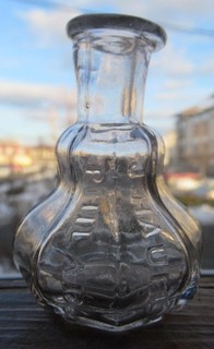 J Hauel Philadelphia 2 3/4 Inch 8 Sided Rod Pontil Flared Lip Inkwell Ink Bottle