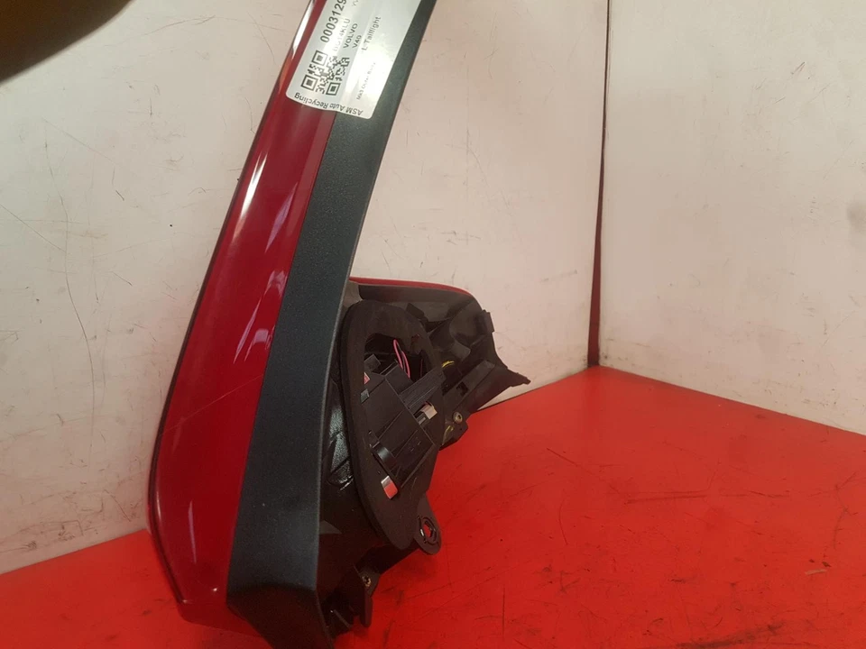 VOLVO V40 TAIL LIGHT PASSENGER SIDE NEARSIDE LH 2014 5 DOOR - Image 4 of 4