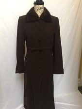 Womans Solva 2 Piece Skirt/Jacket Set Size 38/40 Made in France Mink Collar