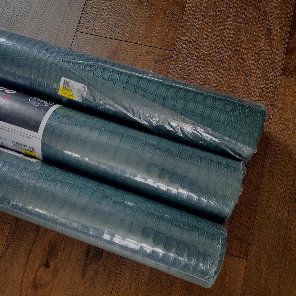 Papel de parede verde crocodilo texturizado fácil 168 pés quadrados Graham & Brown Superfresco - Imagem 2 de 4