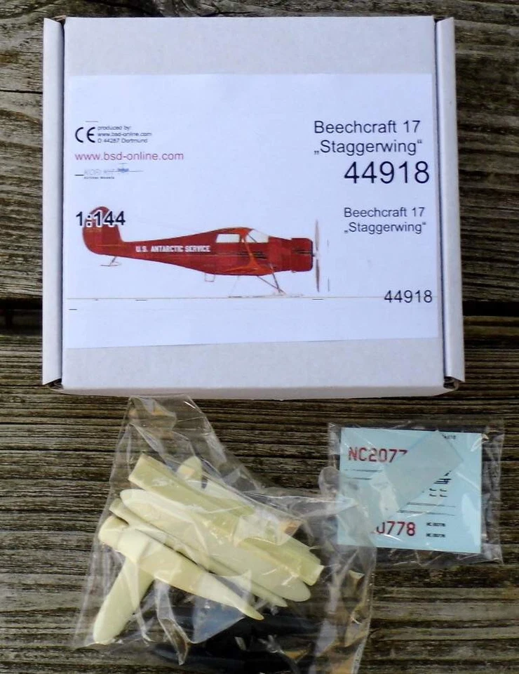 Flugzeug: Beechcraft 17 Staggerwing   - 1:144  bs-design