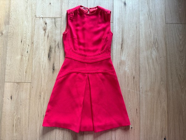 Positiv leuchtend, in rouge Miu Miu!  Minikleid, 38 oder XS