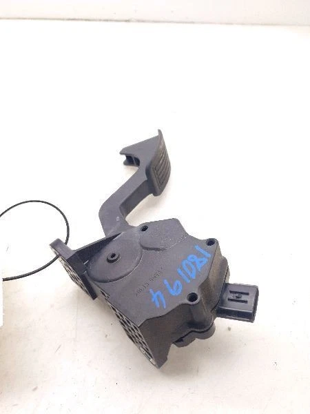 11-17 LEXUS CT200H 1.8L ACELERADOR CONJUNTO PEDAL ACELERADOR Foto 2 de 4