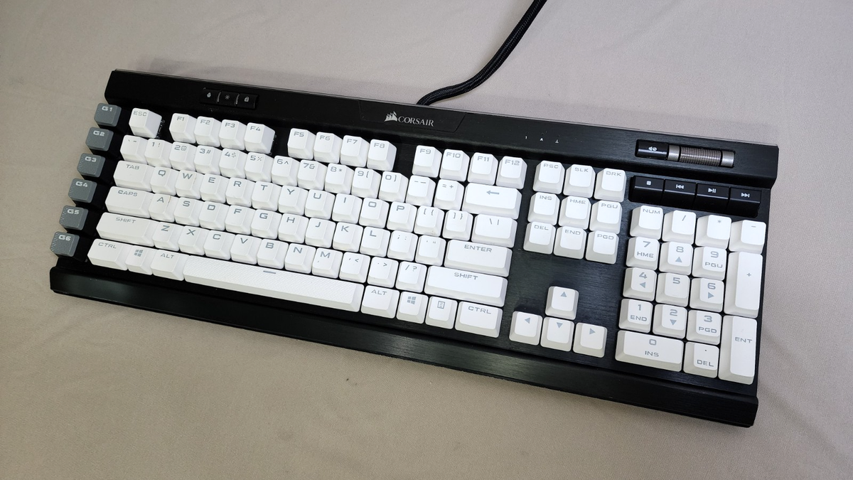 Corsair K95 RGB Platinum Wired Mechanical Gaming Keyboard RGB LED