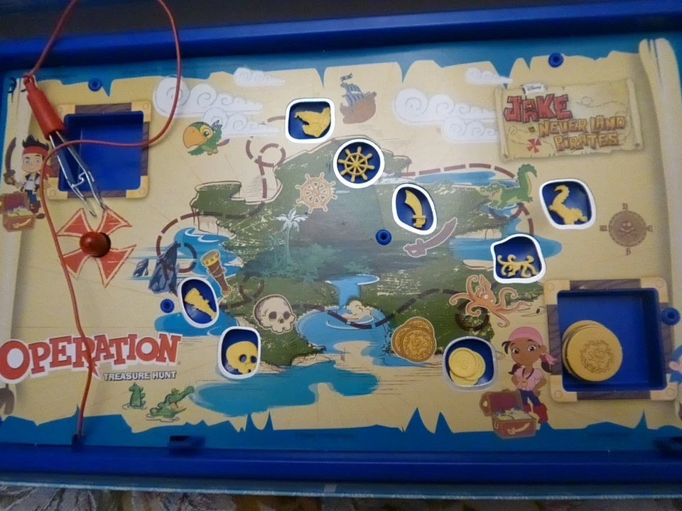 Operation - JAKE AND THE NEVER LAND PIRATES - Edition Board Game - Image 3 of 4