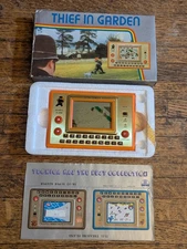 QUARZ LCD GAME THIEF IN GARDEN Handheld Game & Watch TG-18 Tronica Complete