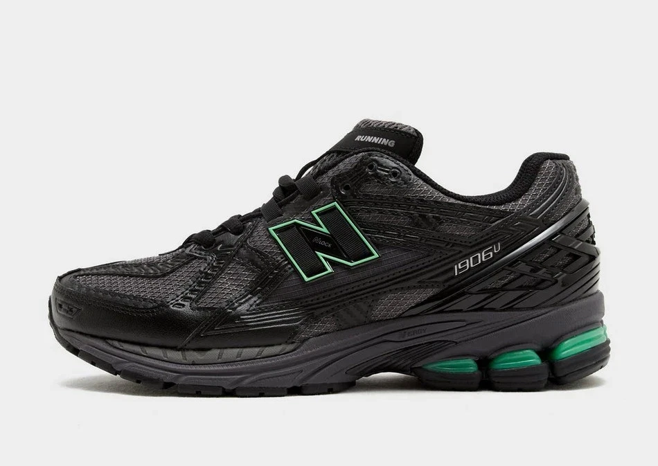 New Balance 1906R Trainers Black and Green Shoes