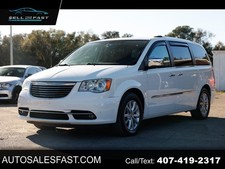 2015 Chrysler Town & Country LIMITED PLATINUM 121.2'' WB SPORTS VAN