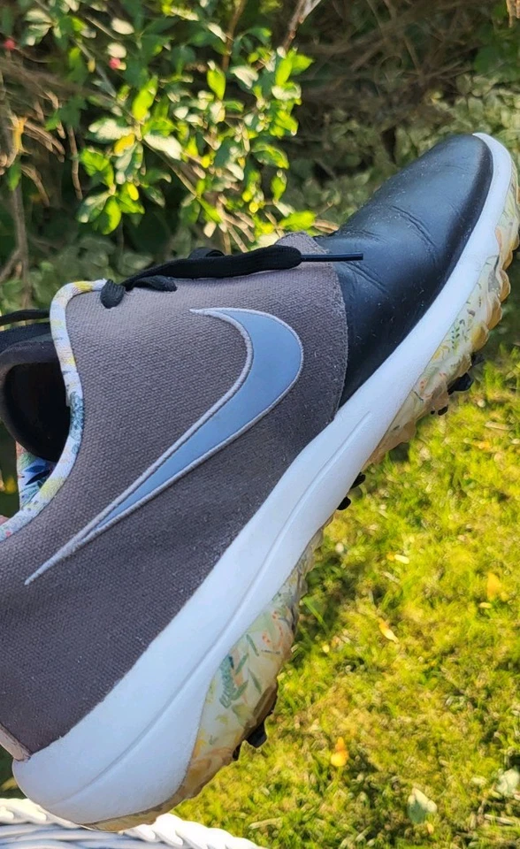 Nike Golf Roshe G Tour NRG Men's Size 10.5 BQ4813-008 Golf Shoes - Image 2 of 4