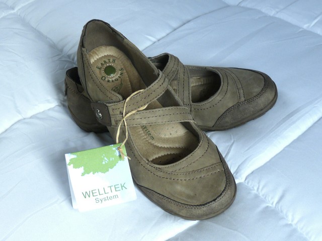 earth origins nessa bootie