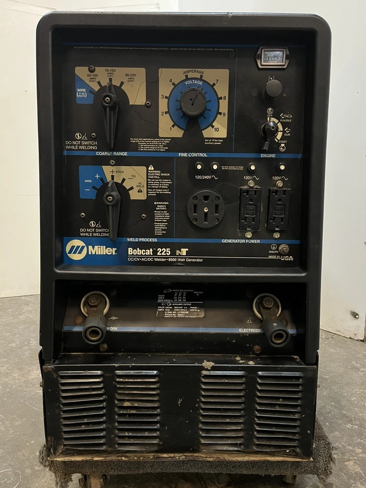 Miller Bobcat 225 NT Welder Generator 20 HP Engine 225 Amps 8500 Watts - Image 4 of 4