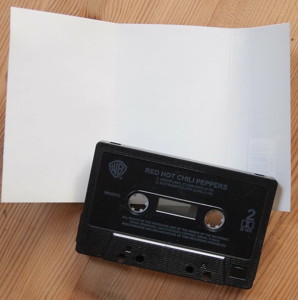 RED HOT CHILI PEPPERS - AEROPLANE (WARNER W0331C) 1995 UK CASSETTE TAPE EX COND! - Image 3 of 3