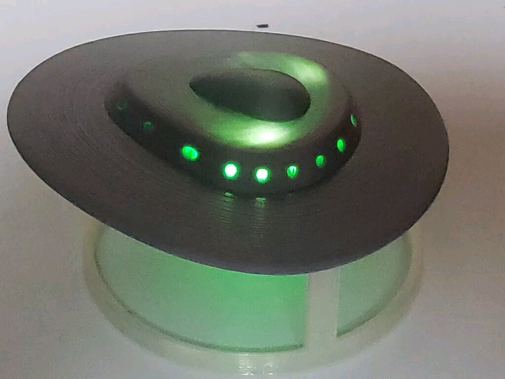 Metaluna Flying Saucer/UFO - from This Isle Earth- Small -with