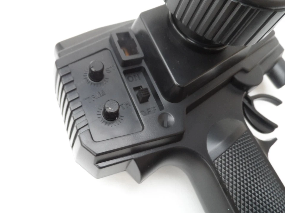 Rare New-Old-Stock Tamiya Expec TTU-01 27mhz AM Radio Transmitter With Aerial - Image 3 of 4