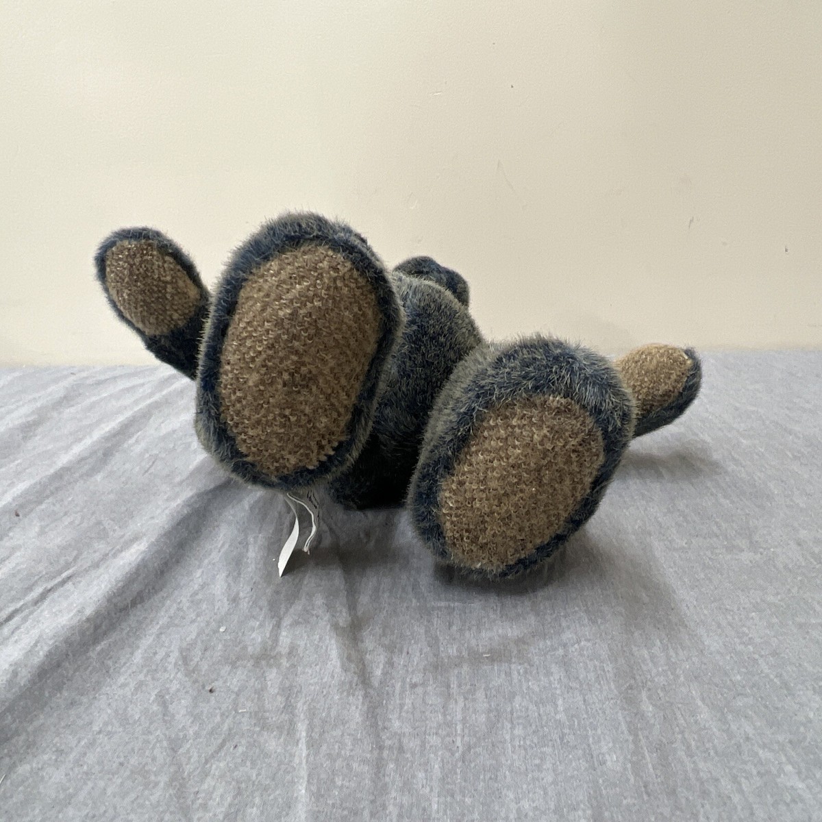 Knickerbocker Jointed Blue Beige Bear 12