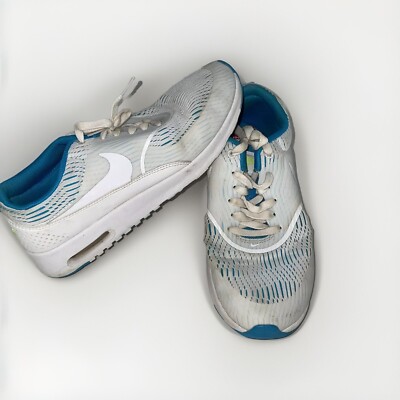 White Blue Nike Shoes Size 10 Running Shoes Ect