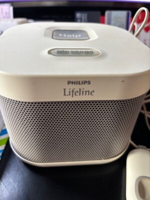 Phillips Lifeline Medical Alert System 7200 C w/ 2 call buttons included
