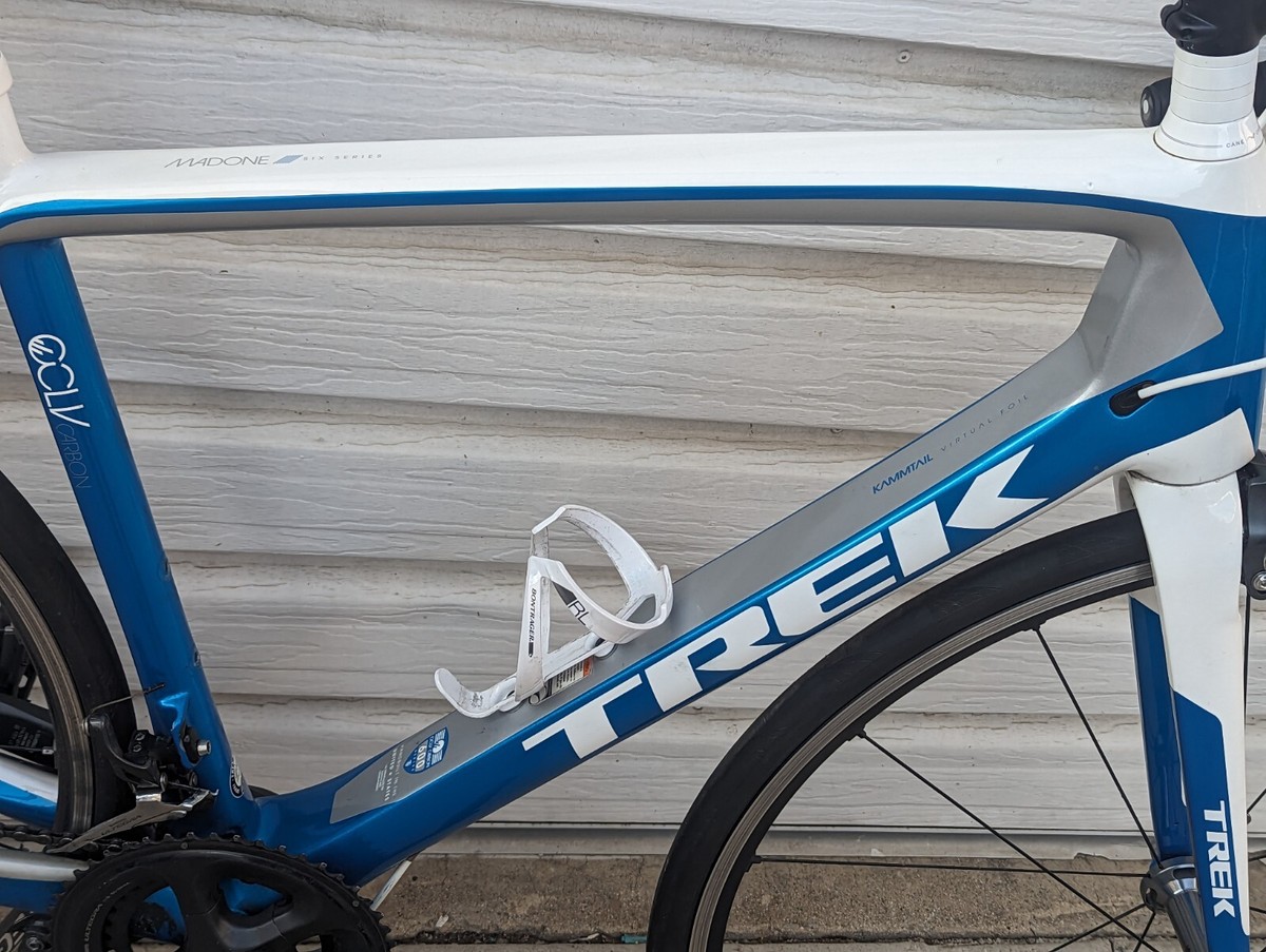 2018 TREK MADONE リムモデル　OCLV600 Trek Madone SL 5 Road Bike Shimano 105 12S 700 mm Blue Gen