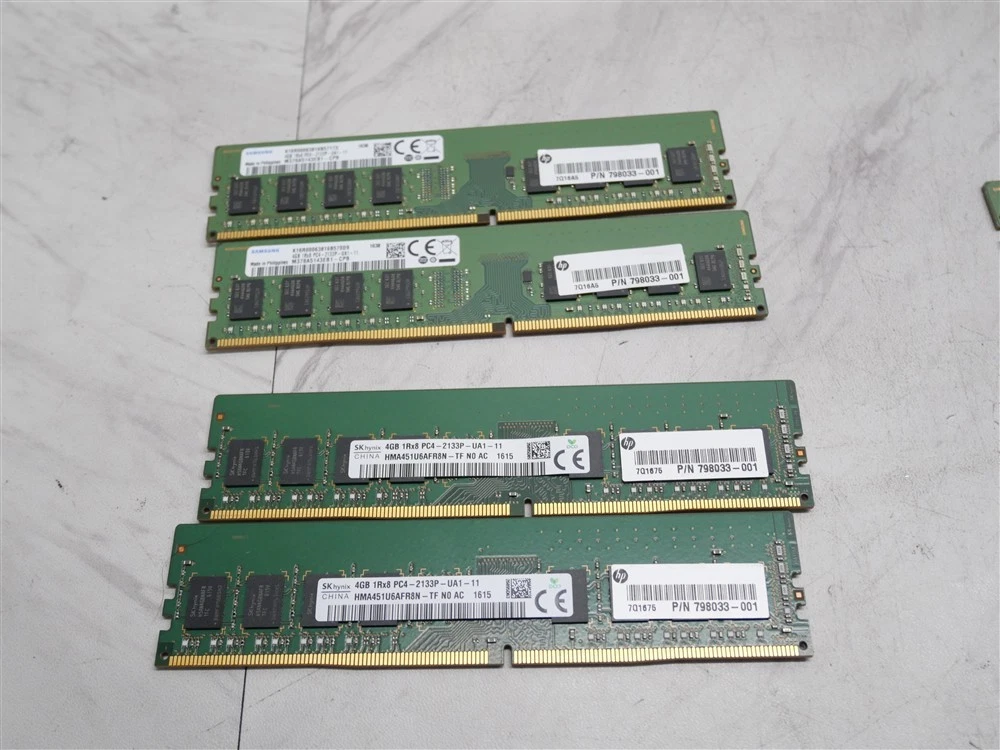 Samsung PC4-17000 (DDR4-2133) Bus Speed Computer RAM 16 GB Total