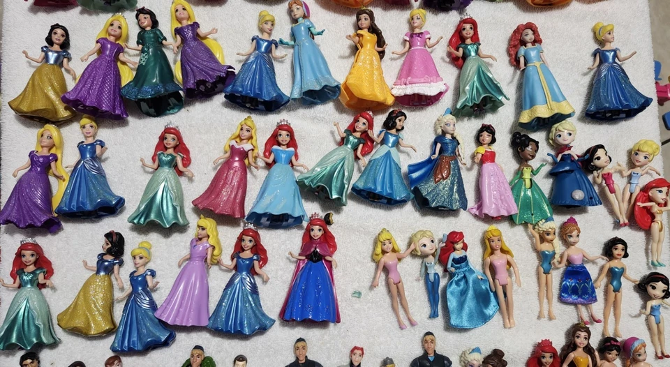 Disney Princess polly Pocket Magic Clip Lot of 81 Prince,Elena LOOK - Image 3 of 4