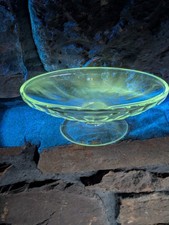 Vintage Heisey Glass Banana Split Boat: Narrow Flute Footed Bowl GLOWS