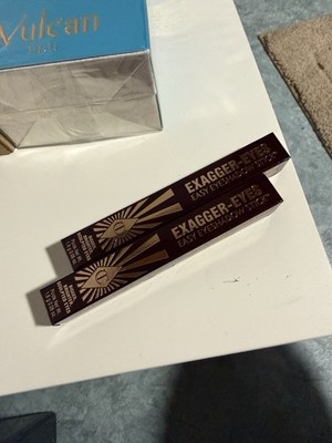 Charlotte Tilbury Exagger-eyes Easy Eyeshadow Stick Eyeliner 1,0 g Matt/Satin