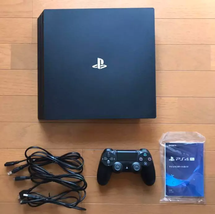 SONY PS4 PlayStation 4 Pro Jet Black 1TB CUH-7200B B01 Japan Fedex