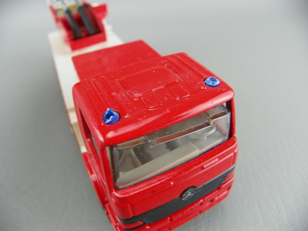 SIKU 3306 Diecast 1:55 Scale 8