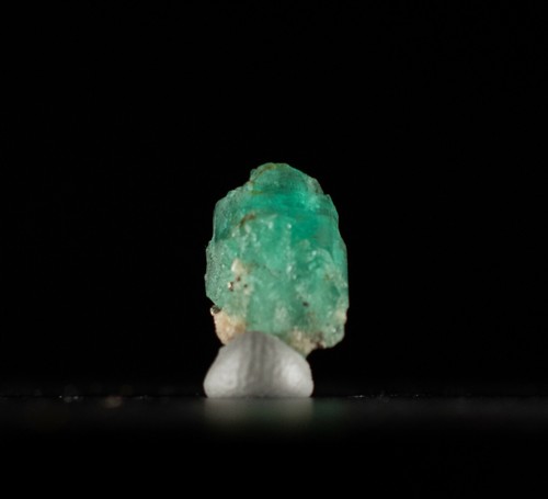 Emerald Crystal Natural Colombian Muzo Specimen gem rough, Muzo Columbia - Picture 10 of 11