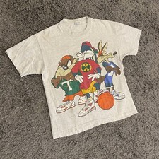 Vintage 1993 Looney Tunes Bugs Bunny Basketball Cross Colors T-Shirt XL USA Made