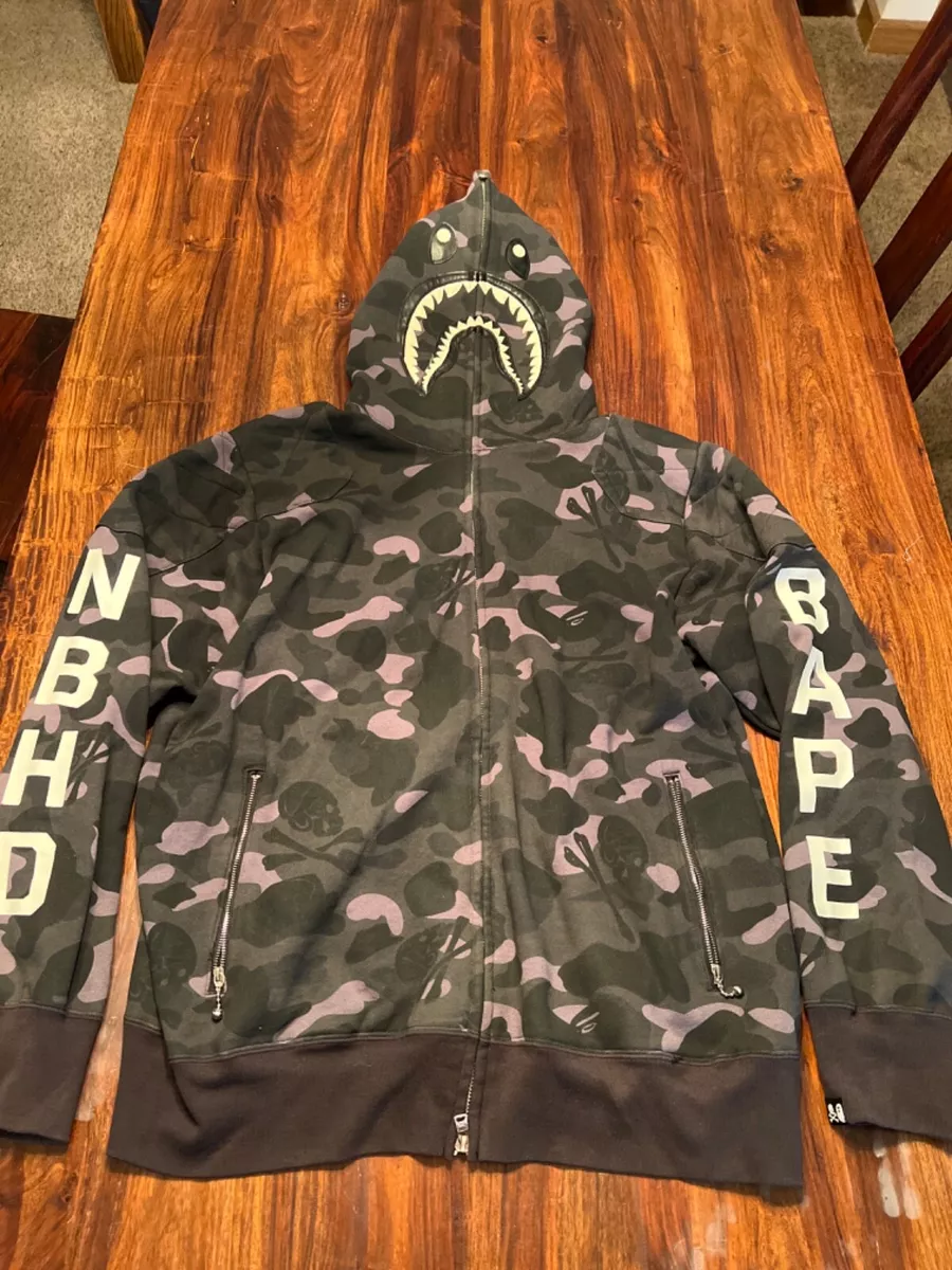 NEIGHBORHOOD × BAPE SHRAK ZIP HOODIE