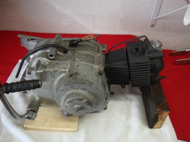 Honda Super Cub C100 50cc Motor, OEM Used, Shipping from Arizona.